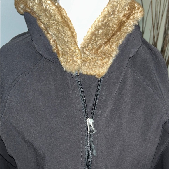 Marmot Black Jacket with Tan Faux Fur Hood - Picture 3 of 10